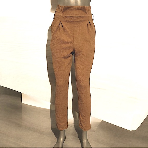 HyFve•Small•Brown•Paper Bag Waist•Slim Leg• Zipper Back•Pockets• 26.5” Inseam - Picture 1 of 8